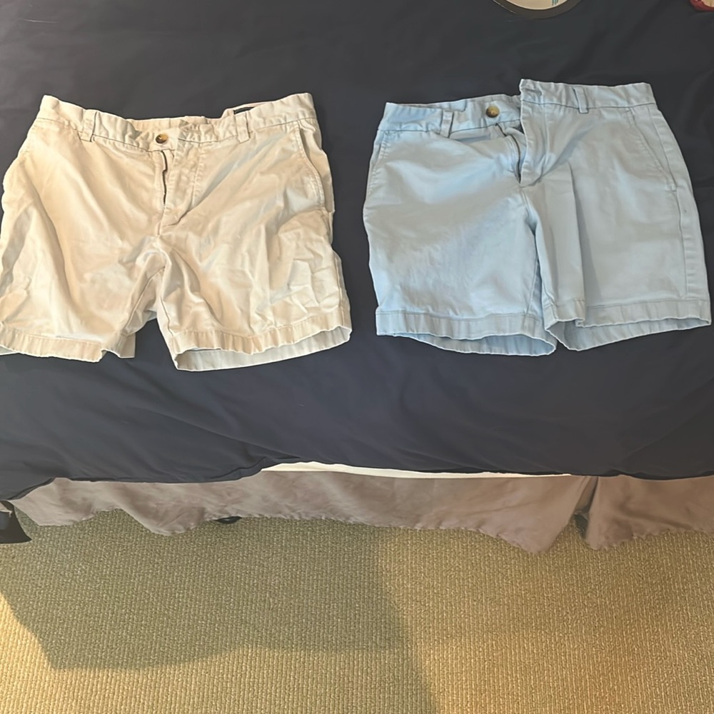 Khaki and blue vineyard vines shorts